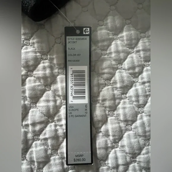 Tahari Skirt Suit - Picture 5 of 5